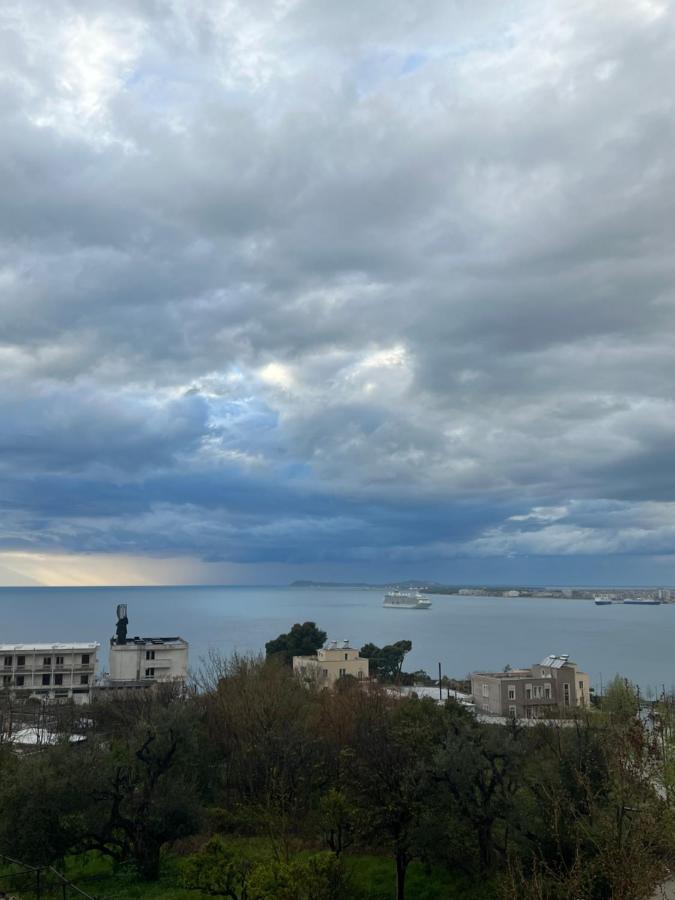 Sunny Breeze Apartment Vlorë Esterno foto